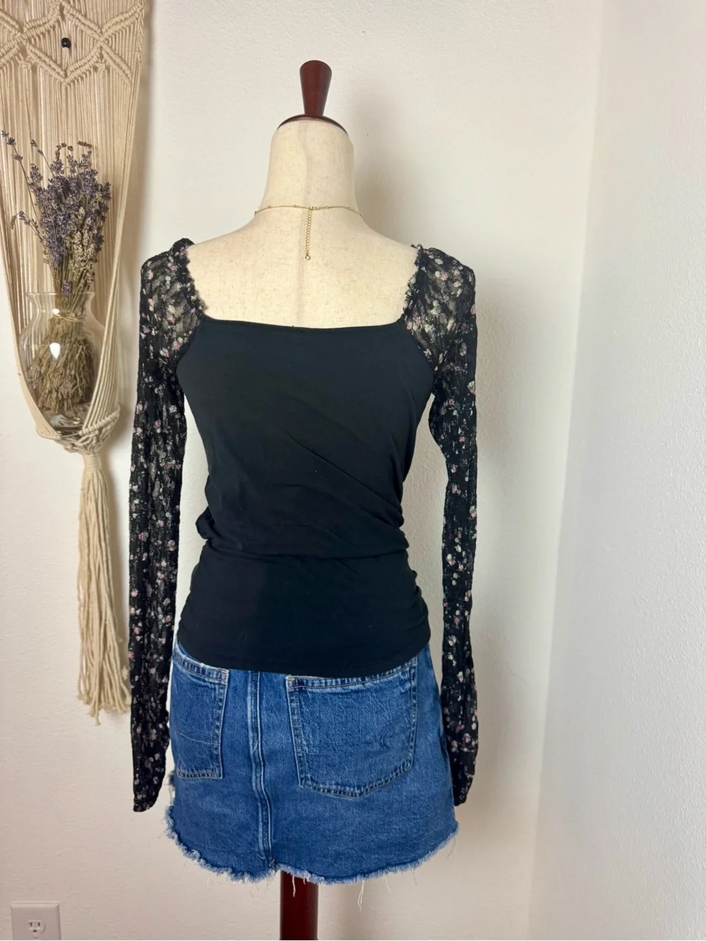 Free People black fitted